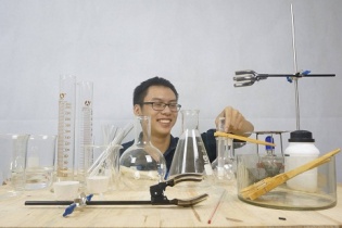 Dự án xây dựng cộng đồng yêu thích khoa học