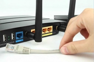 Cẩn thận với router sản xuất tại nước ngoài