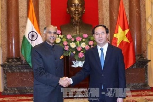 Chủ tịch nước Trần Đại Quang tiếp các Đại sứ trình Quốc thư