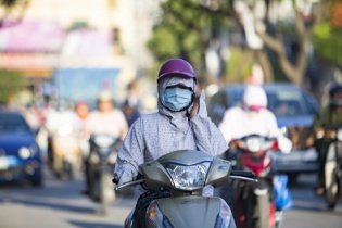 Dự báo thời tiết hôm nay: Ngày nắng nóng, chiều tối có mưa dông