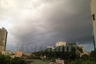 Dự báo thời tiết hôm nay: Hà Nội tiếp tục có mưa, Sài Gòn trời nắng