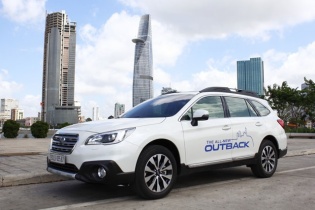 Subaru không tăng giá còn tặng quà cho khách