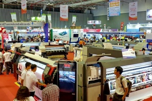 Giao thương, giới thiệu công nghệ mới trong ngành quảng cáo