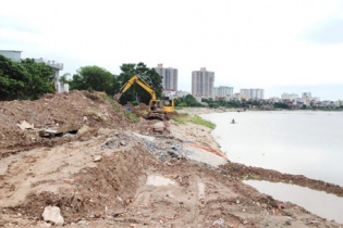 Gói thầu cải tạo hồ Định Công: Ứng tiền nhanh, thi công chậm