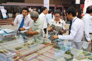 Thị trường bất động sản: Tại sao phân khúc "đất nền" lại dậy sóng trong tháng Ngâu?