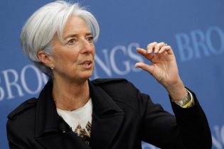 IMF: Kinh tế thế giới có thể rơi vào "bẫy tăng trưởng thấp"