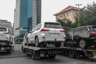 Gỡ "nút thắt" cho ô tô nhập khẩu