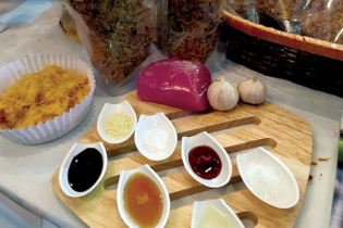 Câu chuyện khởi nghiệp: Sau 2 lần thất bại, tái khởi nghiệp với món chà bông tỏi