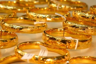 Ngày 20/10: Giá vàng đi ngang ở mức 35,73 triệu đồng/lượng
