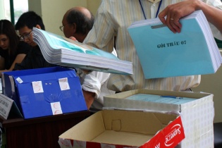 Thời gian thực hiện gói thầu cần đảm bảo yếu tố nào?