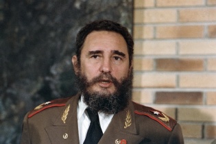 Ngày 4/12, Việt Nam để tang với nghi thức quốc tang tưởng nhớ lãnh tụ Cuba Fidel Castro