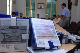 Xử lý ra sao khi hồ sơ dự thầu ghi sai thời gian