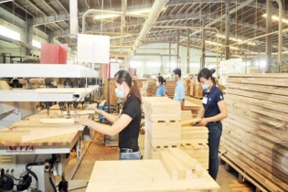 Tân Liên Phát đã "xả" hơn 36 triệu cổ phiếu Gỗ Trường Thành