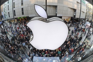 Apple là thương hiệu có giá trị nhất thế giới, đứng ngay sau là Google