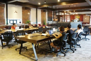 Giới startup "mê" không gian làm việc chung
