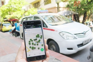 Bộ Giao thông Vận tải: Dừng cấp phép thí điểm mới với loại hình taxi công nghệ như Uber, Grab