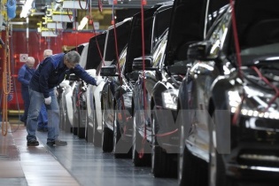 Mercedes-Benz vướng nghi án gian lận khí thải tại Hàn Quốc