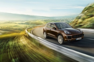 Buộc Porsche thu hồi hơn 22.000 chiếc SUV Cayenne dính gian lận khí thải