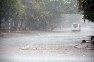 Dự báo thời tiết hôm nay 9/9: Bắc Bộ mưa nắng đan xen, Nam Bộ mưa dông về chiều