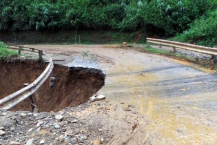 Hội thảo "Sạt lở đất – Lũ quét và giải pháp cho sự phát triển bền vững"