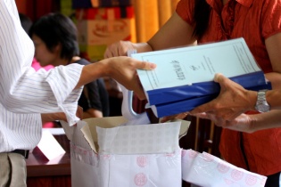 Mô - típ “chơi thầu”: Nhận diện dễ, bắt bài khó