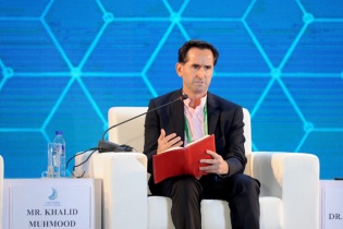 Nhà đồng sáng lập Apollo English Khalid Muhmood: Giáo dục là công cụ hữu ích thu hẹp khoảng cách giàu nghèo