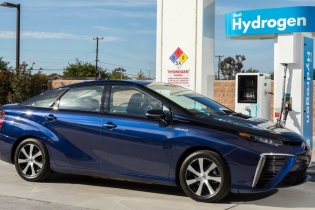 Thời xe hydro tràn xuống phố, đi ô tô không phải nghĩ tiền xăng