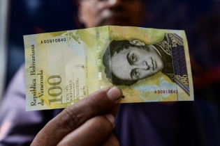 Venezuela đạt được thỏa thuận tái cơ cấu khoản nợ 1 tỷ USD