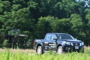 Hơn 3.000 chiếc Nissan Navara tại Việt Nam phải "quay đầu" về xưởng do lỗi túi khí