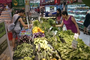 Tháng 12, mặt bằng giá nhiều mặt hàng thiết yếu sẽ tăng