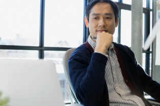 7 sai lầm về tiền bạc ở tuổi 40 dễ khiến bạn lụn bại 