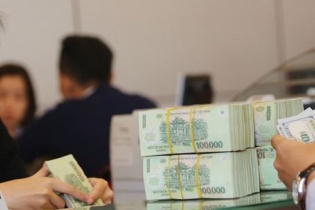 Tín dụng khó tăng mạnh tháng cuối năm