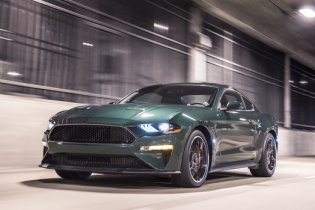 Ford Mustang Bullitt - Ngựa hoang bước từ màn ảnh ra đời thực