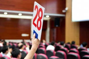 Cá nhân Đặng Văn Thắng đăng ký mua cổ phần CPCT In khoa học kỹ thuật qua đấu giá