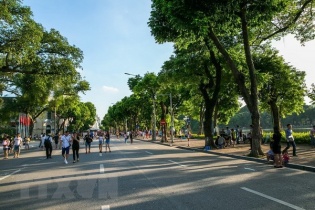 Dự báo thời tiết hôm nay 9/4: Bắc Bộ ấm lên, nắng nóng mở rộng tại Nam Bộ 