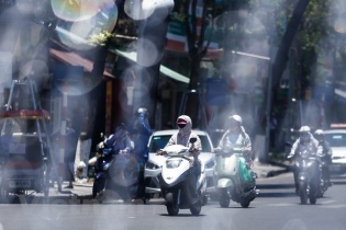 Dự báo thời tiết hôm nay 10/7: Bắc Bộ oi bức, Trung và Nam Bộ mưa to đến rất to