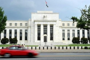 Fed: Lãi suất sẽ tăng từ từ