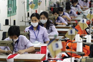 Tỷ giá: Bài toán lợi - hại