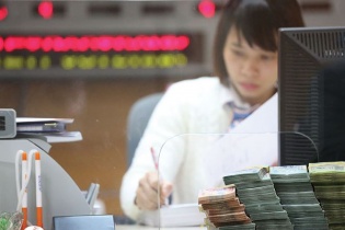 Nửa đầu năm, các ngân hàng xử lý nợ xấu như thế nào?