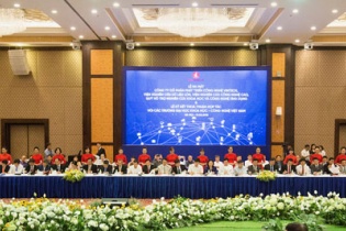 Vingroup định hướng đến 2028 trở thành tập đoàn công nghệ - công  nghiệp - dịch vụ đẳng cấp quốc tế