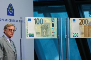 ECB công bố 2 tờ tiền mệnh giá 100 Euro và 200 Euro mới