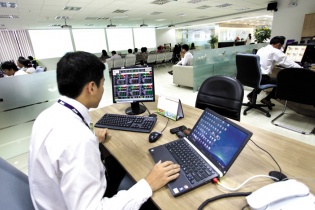 Thị trường chứng khoán: Cơ hội nào khi VN-Index tái chinh phục 1.000 điểm? 