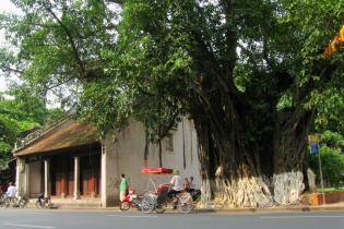Dự báo thời tiết hôm nay 20/9: Hà Nội Sài Gòn đón nắng, mưa rào rải rác trong ngày