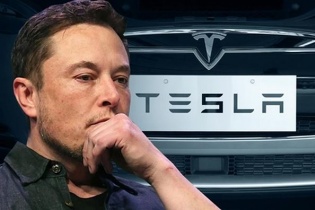 Đăng tải sai sự thật trên mạng xã hội: Tỷ phú Elon Musk mất ghế Chủ tịch Tesla, mất thêm 20 triệu USD nộp phạt