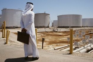 Công ty dầu mỏ lớn nhất thế giới Saudi Aramco chốt lịch IPO, kỳ vọng đạt trên 2.000 tỷ USD