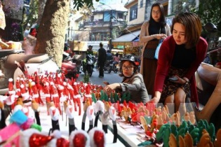 Nhộn nhịp thị trường mùa Giáng sinh 2018