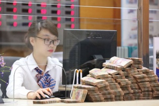 Khối ngân hàng thận trọng với mục tiêu lợi nhuận 2019