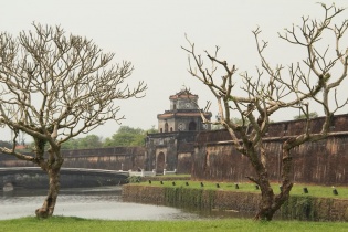 Dự báo thời tiết hôm nay 20/12: Bắc Bộ rét đậm, Trung Bộ mưa to, Nam Bộ có nắng