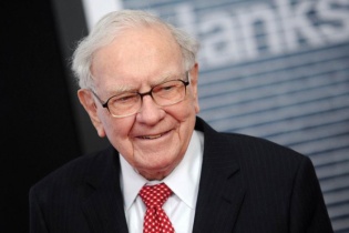 10 bài học từ "bố già" Warren Buffett cho thế hệ trẻ