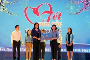 Agribank dành 40 tỷ đồng chăm lo Tết cho người nghèo, công nhân lao động